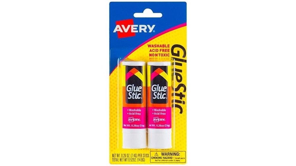 crafting with avery glue